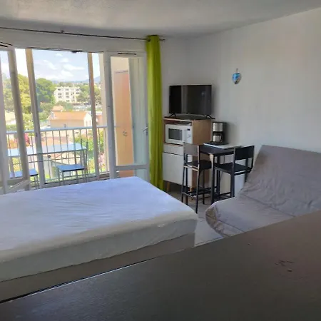 Lägenhet Studio En Avec Parking Prive Fréjus