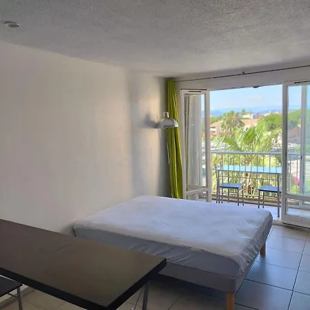 Studio En Avec Parking Prive Lägenhet Fréjus