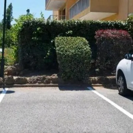 Studio En Avec Parking Prive Lägenhet Fréjus